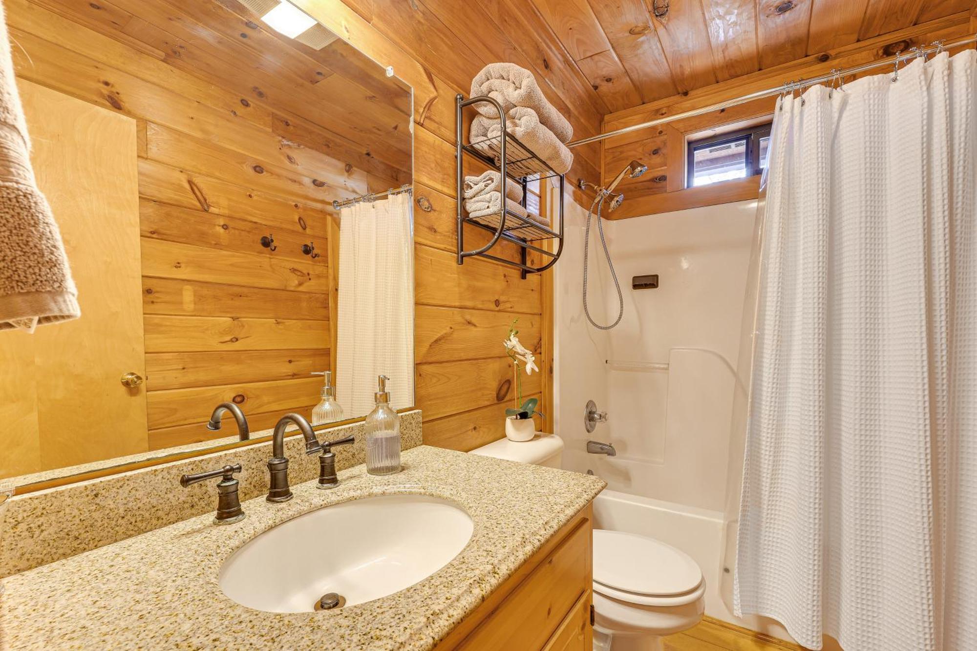 Cozy Cabin In Private Location With Hot Tub And Grill! Blue Ridge Exteriér fotografie