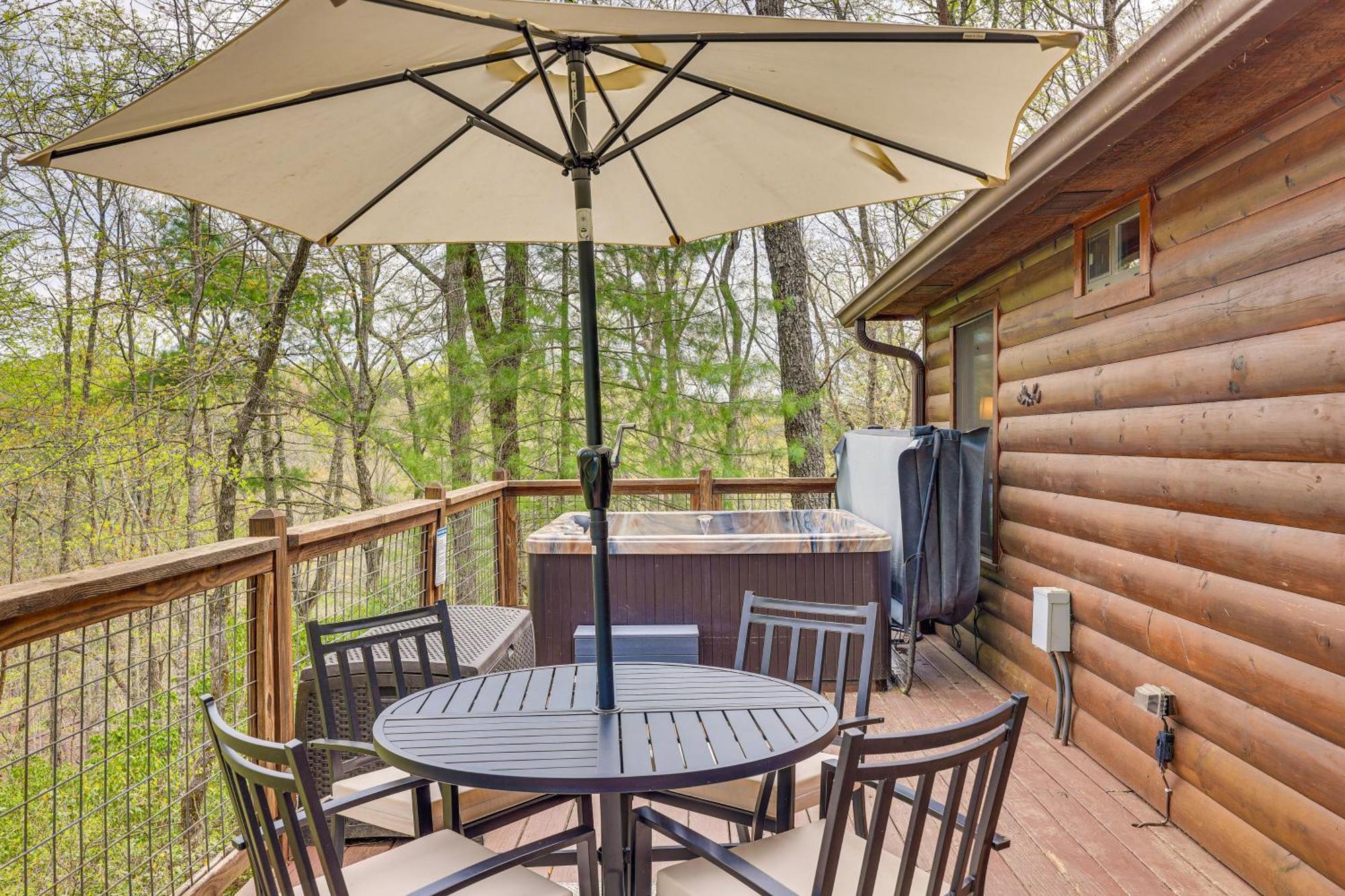Cozy Cabin In Private Location With Hot Tub And Grill! Blue Ridge Exteriér fotografie