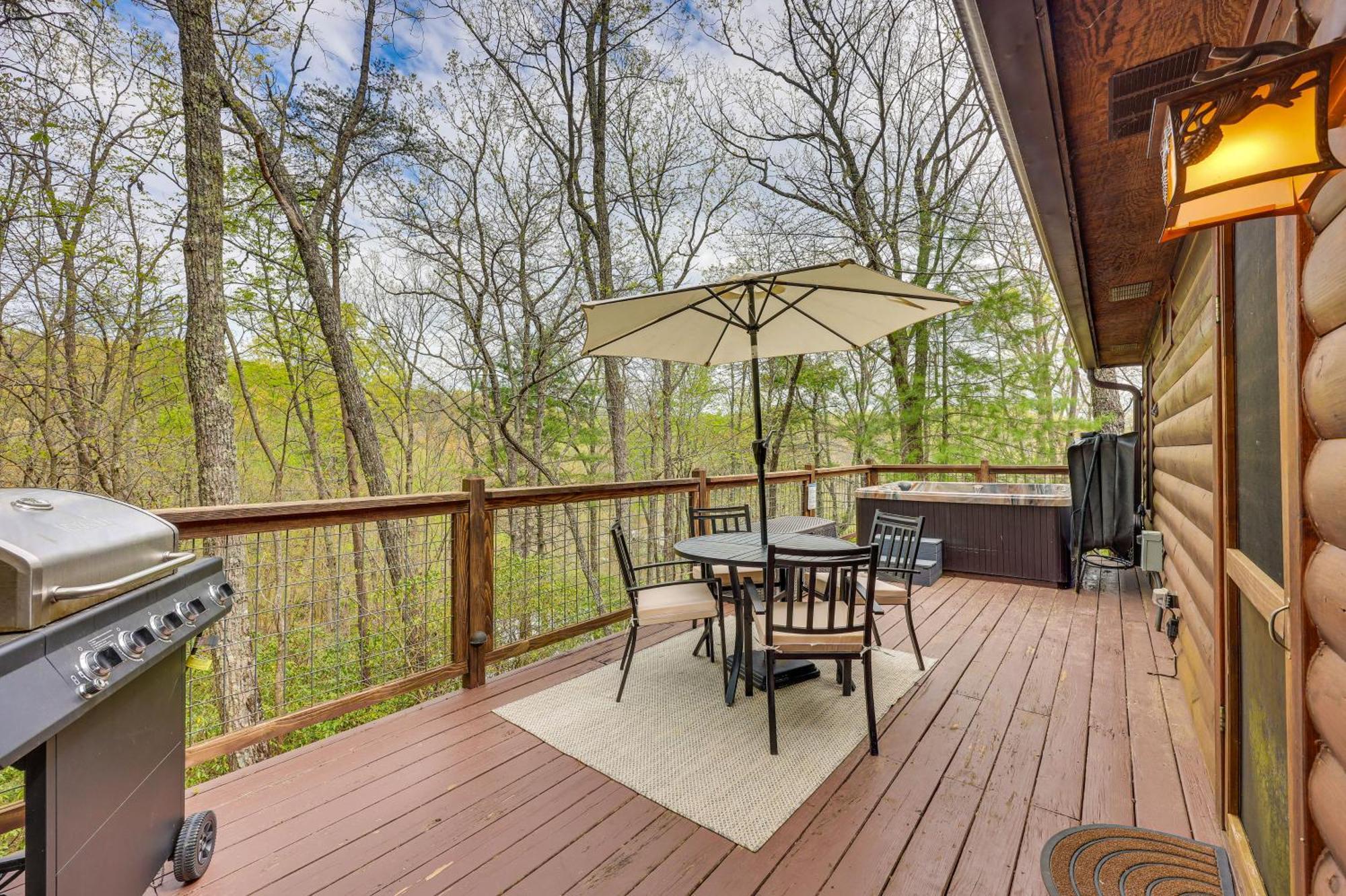 Cozy Cabin In Private Location With Hot Tub And Grill! Blue Ridge Exteriér fotografie
