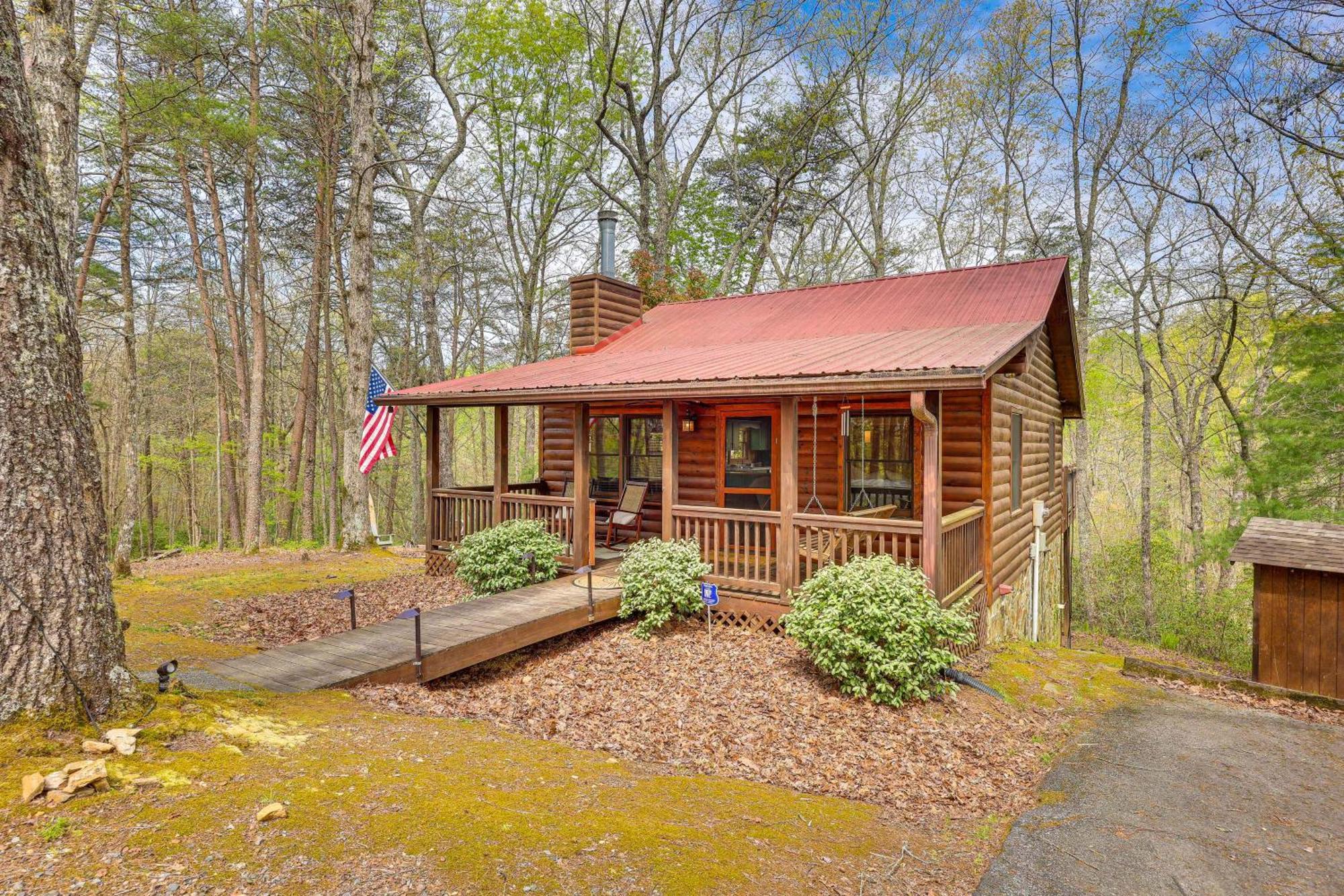 Cozy Cabin In Private Location With Hot Tub And Grill! Blue Ridge Exteriér fotografie